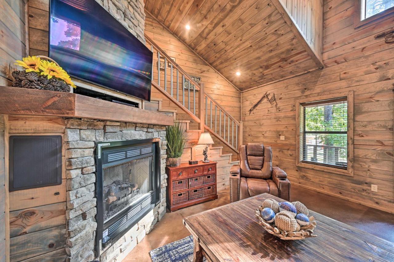 Luxe Broken Bow Cabin With Tesla Charging Station Stephens Gap المظهر الخارجي الصورة