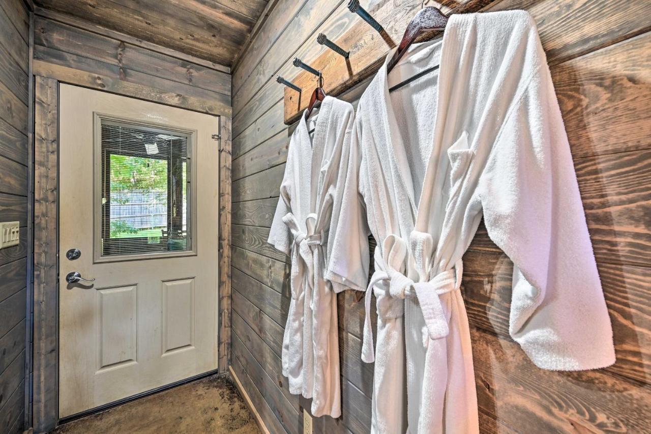Luxe Broken Bow Cabin With Tesla Charging Station Stephens Gap المظهر الخارجي الصورة